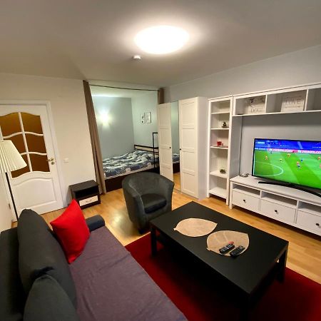 Your Home - Central Studio Apartment, Balcony, Parking & Self Check-In Vilnius Ngoại thất bức ảnh